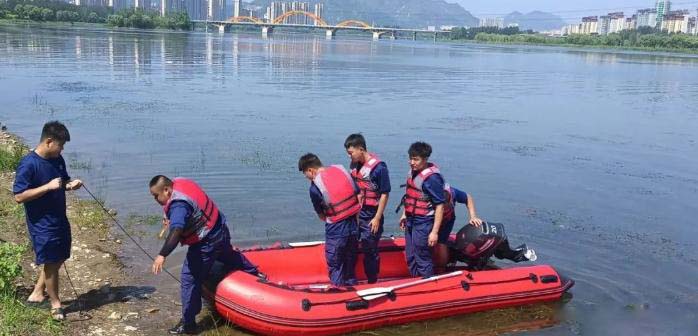 補短板強弱項，提技能礪精兵，縣應急管理局開展水上救援訓練